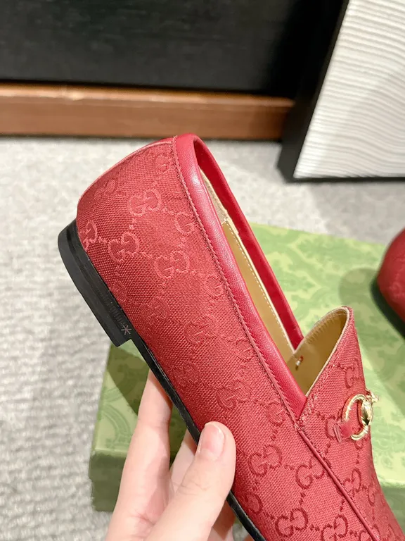 Gucci Shoe 